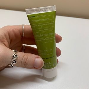 Korres Santorini Grape Poreless Skin Cream